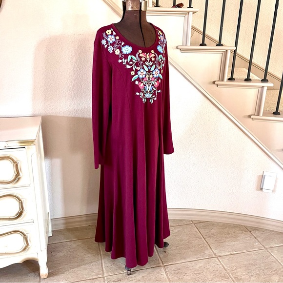 BLAIR Vintage Maroon Red Embroidered Maxi Dress Womens Size XL Long Sleeve Fall - Picture 3 of 9
